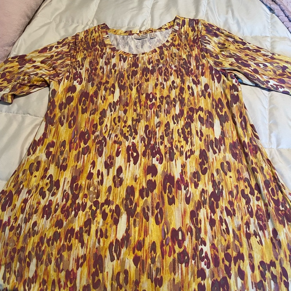 Women’s top - Picture 4 of 4